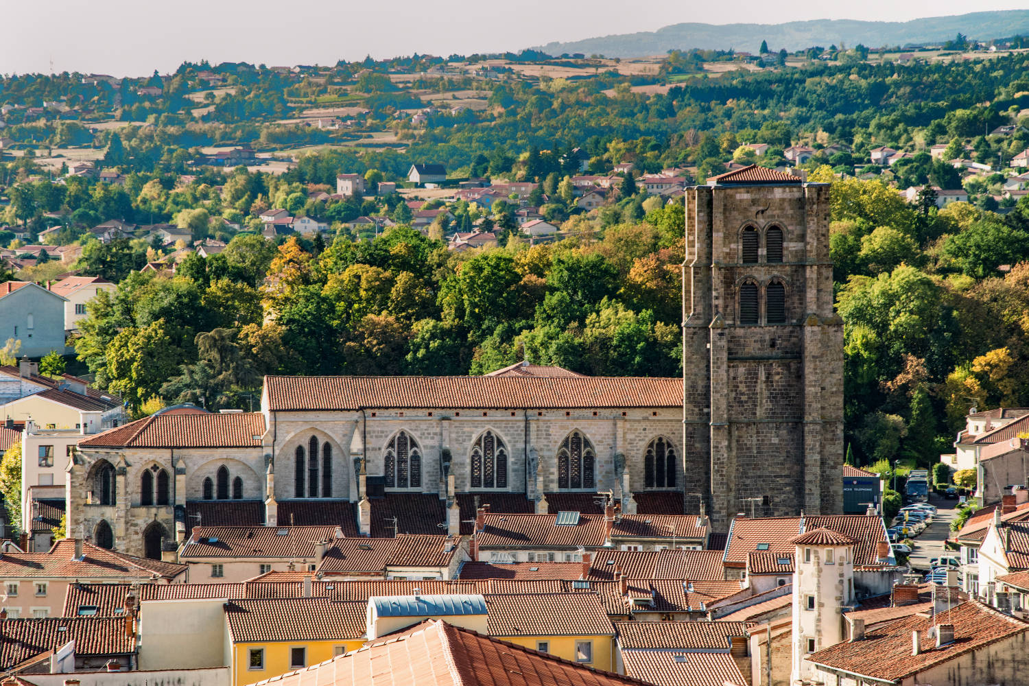 Ansicht der Collégiale „Notre-Dame d`Espérance“